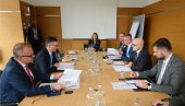 САСТАНАК ВУЧЕВИЋА И ШАРЕЦА: Заједнички интерес за обуку припадника војски Србије и Словеније