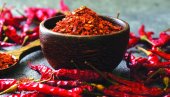 ЈАЧАЈУ ИМУНИТЕТ, УБЛАЖАВАЈУ БОЛ И - ГРЕЈУ: Једите љуте папричице, идеалне су за зиму ЈАЧАЈУ ИМУНИТЕТ, УБЛАЖАВАЈУ БОЛ И - ГРЕЈУ: Једите љуте папричице, идеалне су за зиму