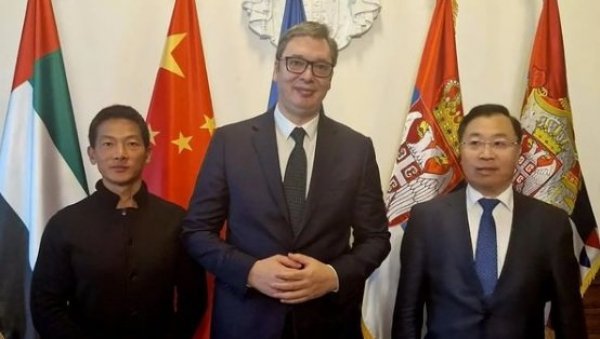 ЗАХВАЛНОСТ ИСКРЕНИМ ПРИЈАТЕЉИМА СРБИЈЕ Вучић се састао са делегацијама компаније Синофарм и Института Г42 из Абу Дабија (ФОТО) ЗАХВАЛНОСТ ИСКРЕНИМ ПРИЈАТЕЉИМА СРБИЈЕ Вучић се састао са делегацијама компаније Синофарм и Института Г42 из Абу Дабија (ФОТО)