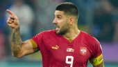 SAMO ZATO ŠTO NIJE ENGLEZ?! Aleksandar Mitrović ispašta zbog nacionalnosti: Poznato koliko zarađuje Srbin - anonimusi rame u rame sa zvezdom