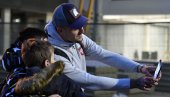 РЕПРЕЗЕНТАЦИЈА СРБИЈЕ СЕ ВРАТИЛА СА СВЕТСКОГ ПРВЕНСТВА: Београд дочекао орлове и то како! (ВИДЕО) РЕПРЕЗЕНТАЦИЈА СРБИЈЕ СЕ ВРАТИЛА СА СВЕТСКОГ ПРВЕНСТВА: Београд дочекао орлове и то како! (ВИДЕО)