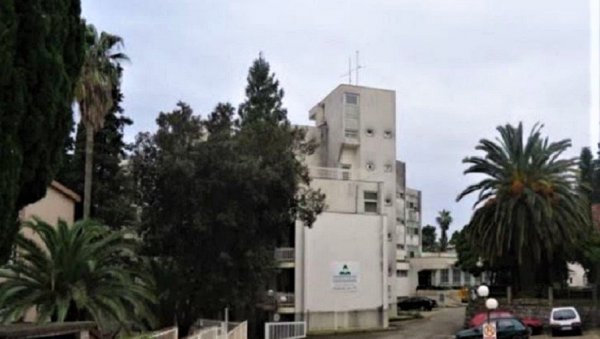 БОЛНИЦА МЕЉИНЕ БИЋЕ ДАТА НА УПРАВУ ФОНДУ ЗДРАВСТВА? - Од три могућа решења ово је сада најоптималније БОЛНИЦА МЕЉИНЕ БИЋЕ ДАТА НА УПРАВУ ФОНДУ ЗДРАВСТВА? - Од три могућа решења ово је сада најоптималније