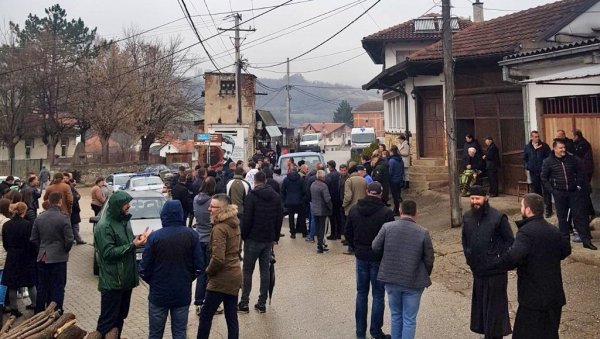 ОГЛАСИЛА СЕ И ЕПАРХИЈА РАШКО-ПРОЗРЕНСКА: Спроводе се мере које могу подстаћи на исељавање са Косова и Метохије ОГЛАСИЛА СЕ И ЕПАРХИЈА РАШКО-ПРОЗРЕНСКА: Спроводе се мере које могу подстаћи на исељавање са Косова и Метохије