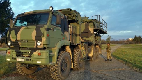 PANCIR S1 U PUNOM SJAJU: Pogledajte kako izgleda obuka za izvođenje protivvazduhoplovnih dejstava (FOTO) PANCIR S1 U PUNOM SJAJU: Pogledajte kako izgleda obuka za izvođenje protivvazduhoplovnih dejstava (FOTO)