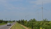 ВЕТРЕЊАЧE МАМЕ ГОСТЕ: Ветропарк Алибунар постао туристичка атракција ВЕТРЕЊАЧE МАМЕ ГОСТЕ: Ветропарк Алибунар постао туристичка атракција
