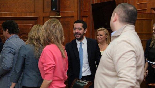 МОМИРОВИЋ: Ракија је наш национални бренд - порекло и квалитет морају да се поштују МОМИРОВИЋ: Ракија је наш национални бренд - порекло и квалитет морају да се поштују