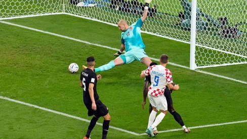 HODAM SAM! Milan Borjan se oglasio nakon teške povrede HODAM SAM! Milan Borjan se oglasio nakon teške povrede