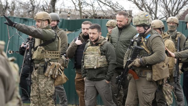 ЗЕЛЕНСКИ ТРАЖИ МУНИЦИЈУ ЗА МИР: Председник Украјине од лидера најразвијенијих земаља света захтева све више наоружања ЗЕЛЕНСКИ ТРАЖИ МУНИЦИЈУ ЗА МИР: Председник Украјине од лидера најразвијенијих земаља света захтева све више наоружања