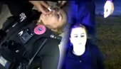 SKORO MRTVA: Policajki vetar raspršio drogu u lice - predozirala se (VIDEO) SKORO MRTVA: Policajki vetar raspršio drogu u lice - predozirala se (VIDEO)