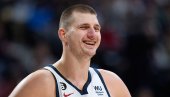 AMERIKANCI NE MOGU ČUDOM DA SE NA ČUDE: Nikola Jokić dobio novi MVP trofej, a onda ovo uradio s njim