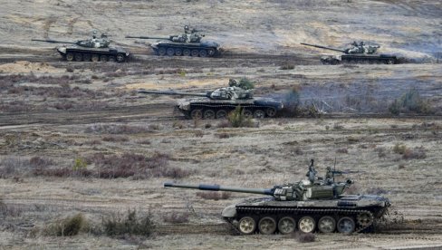 KIJEV STRAHUJE OD LUKAŠENKA: Rasprava u Ukrajini da li će beloruska vojska s ruskom da krene u rat i da se tako otvori beloruski front KIJEV STRAHUJE OD LUKAŠENKA: Rasprava u Ukrajini da li će beloruska vojska s ruskom da krene u rat i da se tako otvori beloruski front