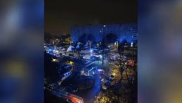 У ПОЖАРУ ПОГИНУЛО 10 ЉУДИ, МЕЂУ ЊИМА И ДЕЦА: Чуло се вриштање и плач малишана - ужас у Лиону У ПОЖАРУ ПОГИНУЛО 10 ЉУДИ, МЕЂУ ЊИМА И ДЕЦА: Чуло се вриштање и плач малишана - ужас у Лиону
