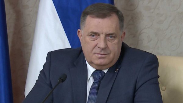 ДОДИК НЕ ОДУСТАЈЕ ОД КВАЛИФИКОВАЊА НВО КАО СТРАНИХ АГЕНАТА РС неће поколебати никакви притисци по овом питању ДОДИК НЕ ОДУСТАЈЕ ОД КВАЛИФИКОВАЊА НВО КАО СТРАНИХ АГЕНАТА РС неће поколебати никакви притисци по овом питању