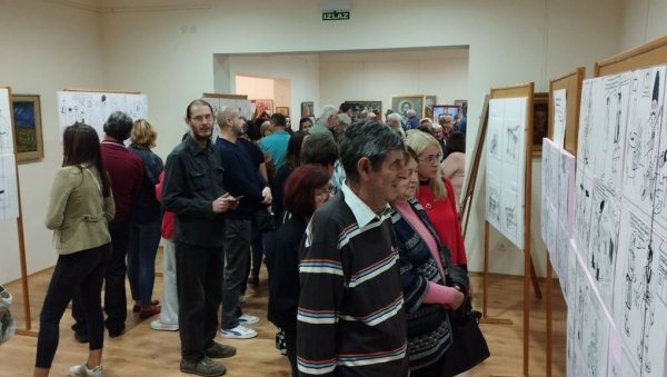 СА 42.000 КЊИГА НЕГУЈУ ТРАДИЦИЈУ ЧИТАЊА: Народна библиотека „Стојан Трумић“у Општини Тител траје већ шест деценија СА 42.000 КЊИГА НЕГУЈУ ТРАДИЦИЈУ ЧИТАЊА: Народна библиотека „Стојан Трумић“у Општини Тител траје већ шест деценија
