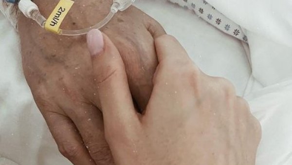 ОВО СЛАМА СРЦА: Огласила се утучена ћерка Синише Михајловића - емотивна порука свом оцу, хероју и великој љубави ОВО СЛАМА СРЦА: Огласила се утучена ћерка Синише Михајловића - емотивна порука свом оцу, хероју и великој љубави