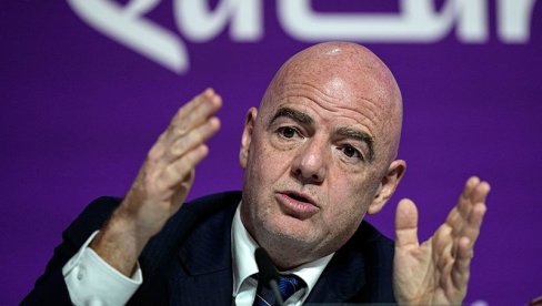 INFANTINO PORUČIO: Nećemo uvoditi plavi karton