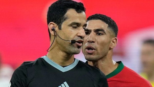 КАКВЕ ПРОЗИВКЕ! Мароканци ударили на ФИФА: Катарац делио (не) правду, па навукао гнев Арапа (ВИДЕО)