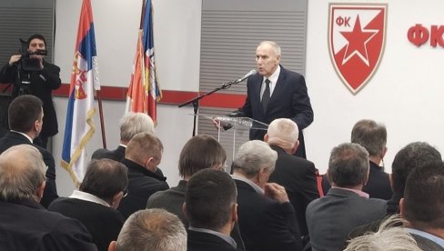 DŽAJIĆA NE SPREČAVAJU GODINE: Ne postoji starosna granica za izbor predsednika Fudbalskog saveza Srbije