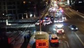 MASAKR U STAMBENOJ ZGRADI U TORONTU: Ogroman broj policajaca na terenu, čuvari reda ubili napadača (VIDEO)