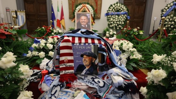 А КАДА СУ СВИ ОТИШЛИ... Синиша Михајловић сахрањен, а онда је његова ћерка урадила ово А КАДА СУ СВИ ОТИШЛИ... Синиша Михајловић сахрањен, а онда је његова ћерка урадила ово