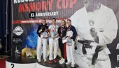 УСПЕХ НАШИХ КАРАТИСТА У СЛОВАЧКОЈ: Златна Дуња сребром посребрена (ФОТО) УСПЕХ НАШИХ КАРАТИСТА У СЛОВАЧКОЈ: Златна Дуња сребром посребрена (ФОТО)