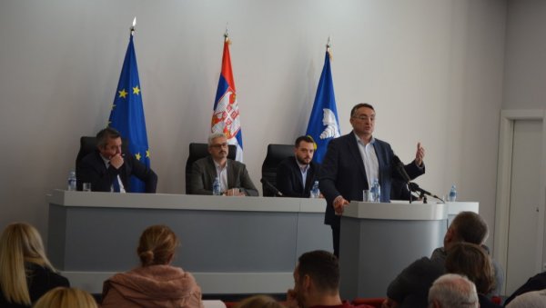 ПОМОЋ ЗА НОВОРОЂЕНЕ СВИЛАЈНЧАНЕ: Лепа вест за многочлане породице (ФОТО) ПОМОЋ ЗА НОВОРОЂЕНЕ СВИЛАЈНЧАНЕ: Лепа вест за многочлане породице (ФОТО)