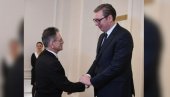 ГЛАВНА ТЕМА ВОЈНА ИНДУСТРИЈА: Вучић се састао са Гулијевим у Бакуу (ФОТО) ГЛАВНА ТЕМА ВОЈНА ИНДУСТРИЈА: Вучић се састао са Гулијевим у Бакуу (ФОТО)