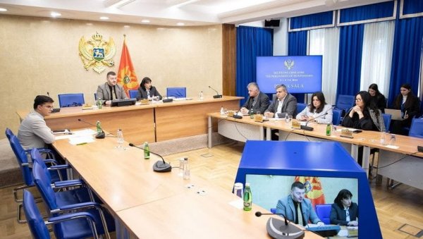 МОГУЋА ПРИНУДНА УПРАВА: Политичка криза у главном граду Црне Горе ускоро добија епилог МОГУЋА ПРИНУДНА УПРАВА: Политичка криза у главном граду Црне Горе ускоро добија епилог
