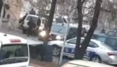 Кфор и Еулекс довели Куртијеве Росу специјалце са снајпером у Лепосавић! (ВИДЕО) Кфор и Еулекс довели Куртијеве Росу специјалце са снајпером у Лепосавић! (ВИДЕО)