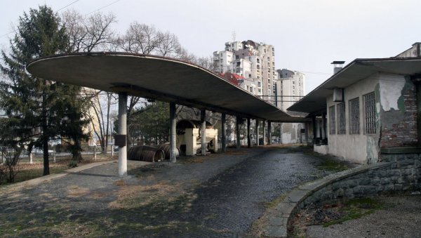 НОВИ ЖИВОТ И ПРОФИТ ИЗ ОРОНУЛИХ ЗГРАДА: Очување индустријског наслеђа могло би бити значајна економска развојна шанса за Град Смедерево НОВИ ЖИВОТ И ПРОФИТ ИЗ ОРОНУЛИХ ЗГРАДА: Очување индустријског наслеђа могло би бити значајна економска развојна шанса за Град Смедерево