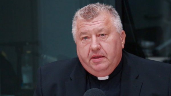 ПРЕМИНУО ЖУПНИК ТОКОМ БОЖИЋНЕ МИСЕ: Мештани Загреба шокирани ПРЕМИНУО ЖУПНИК ТОКОМ БОЖИЋНЕ МИСЕ: Мештани Загреба шокирани