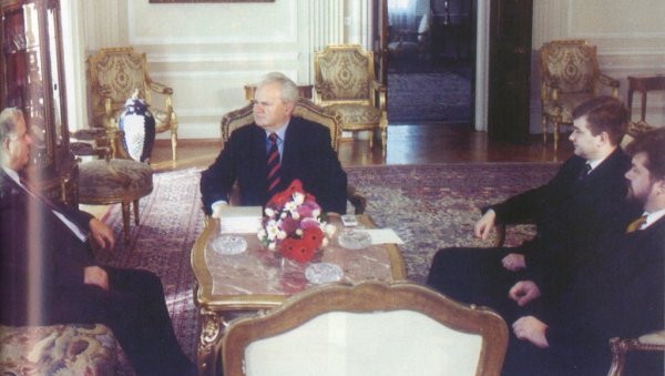 СВЕДОК БУРНОГ ВРЕМЕНА: Књига Горана Перчевића Моментум о важним историјским личностима СВЕДОК БУРНОГ ВРЕМЕНА: Књига Горана Перчевића Моментум о важним историјским личностима