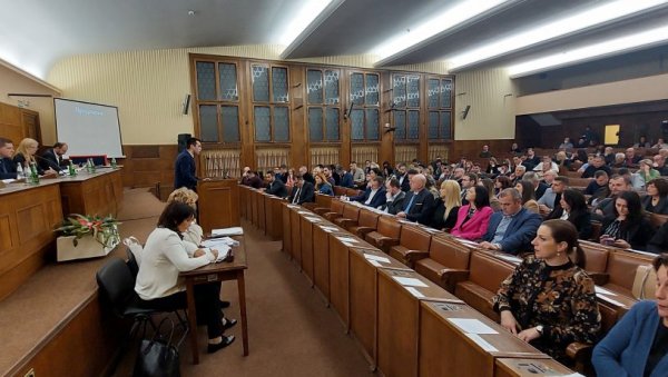 У КАСИ ОКО 205,5 МИЛИЈАРДИ ДИНАРА: На дневном реду градске скупштине буџет за 2023. годину, једна од ставки бесплатан вртић од септембра У КАСИ ОКО 205,5 МИЛИЈАРДИ ДИНАРА: На дневном реду градске скупштине буџет за 2023. годину, једна од ставки бесплатан вртић од септембра