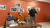 ВЕЧЕ ПОЕЗИЈЕ ДАРКА ДАНИЧИЋА: Кад професор рударских наука пише песме (ФОТО) ВЕЧЕ ПОЕЗИЈЕ ДАРКА ДАНИЧИЋА: Кад професор рударских наука пише песме (ФОТО)