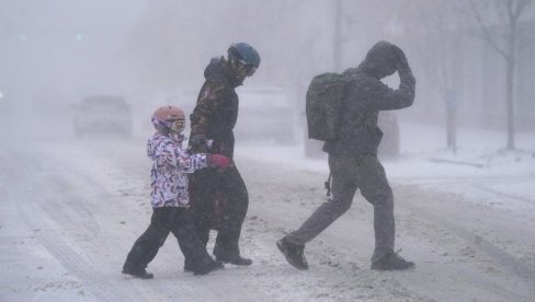 LETOVI OTKAZANI: Jaka snežna oluja pogodila SAD