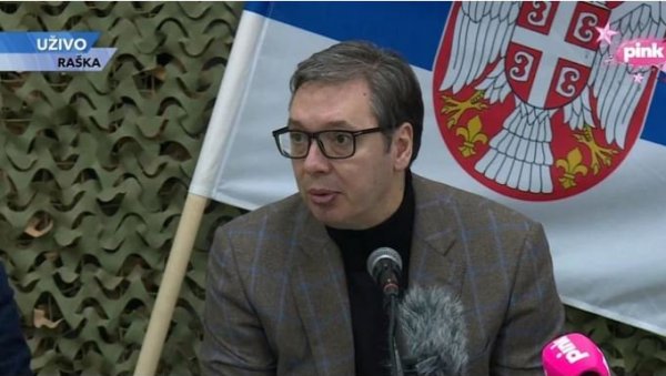 ВУЧИЋ ОДГОВОРИО ПОНОШУ: Нисам послао шест хаубица, више сам их послао ВУЧИЋ ОДГОВОРИО ПОНОШУ: Нисам послао шест хаубица, више сам их послао