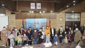 НОВОГОДИШЊИ ПРИЈЕМ ЗА ДЕЦУ СА АУТИЗМОМ: Размењени поклони и најлепше жеље НОВОГОДИШЊИ ПРИЈЕМ ЗА ДЕЦУ СА АУТИЗМОМ: Размењени поклони и најлепше жеље