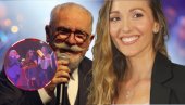 УДАЛА СЕ УЗ ВАС: Јелена Ђоковић запевала са Самарџићем на бини (ВИДЕО) УДАЛА СЕ УЗ ВАС: Јелена Ђоковић запевала са Самарџићем на бини (ВИДЕО)