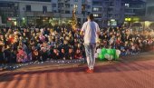 “ЗИМСКА ЧАРОЛИЈА” У УГЉЕВИКУ: Новогодишњи пакетићи за сву децу до 10 година “ЗИМСКА ЧАРОЛИЈА” У УГЉЕВИКУ: Новогодишњи пакетићи за сву децу до 10 година