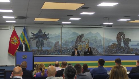 PO “TEŽINI” TREĆI U CRNOJ GORI: Usvojen budžet Opštine Bar od 31,3 miliona evra PO “TEŽINI” TREĆI U CRNOJ GORI: Usvojen budžet Opštine Bar od 31,3 miliona evra