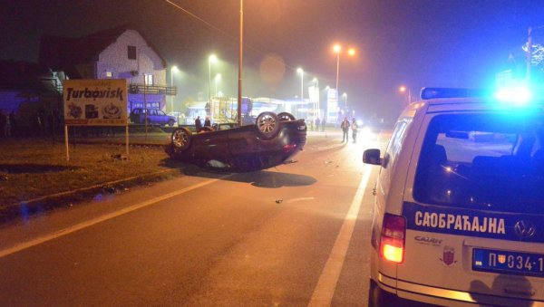 ФОТОГРАФИЈЕ САОБРАЋАЈНЕ НЕСРЕЋЕ НА ИБАРСКОЈ: Две особе повређене - аутомобили смрскани (ФОТО/ВИДЕО) ФОТОГРАФИЈЕ САОБРАЋАЈНЕ НЕСРЕЋЕ НА ИБАРСКОЈ: Две особе повређене - аутомобили смрскани (ФОТО/ВИДЕО)