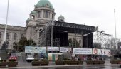 POSLEDNJE PRIPREME PRED NOVU GODINU: Poznata pevačica Mahrina zabavljaće večeras građane na platou ispred Narodne Skupštine (VIDEO)