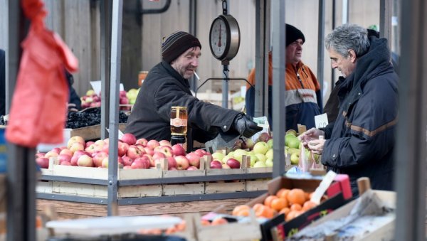 СВЕ ОТВОРЕНО ДО 18.00: Радно време продавница и услужних објеката сутра, 1. и 2. јануара 2023. године СВЕ ОТВОРЕНО ДО 18.00: Радно време продавница и услужних објеката сутра, 1. и 2. јануара 2023. године