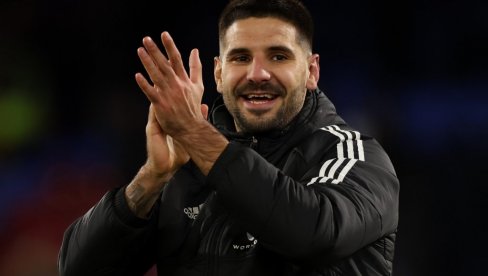 HOLAND, KEJN, MITROVIĆ Trener Arsenala uvrstio srpskog napadača u odabrano društvo HOLAND, KEJN, MITROVIĆ Trener Arsenala uvrstio srpskog napadača u odabrano društvo