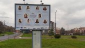 JEDINSTVENI NOVOGODIŠNJI UKRASI U PET VOJVOĐANSKIH OPŠTINA : Bilbordi sa fotografijama najboljih učenika