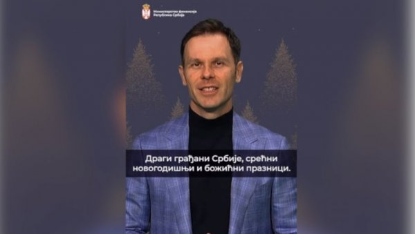 ДА НЕГУЈЕТЕ И ШИРИТЕ ПРАВЕ ВРЕДНОСТИ - МИР, СТАБИЛНОСТ, ЉУБАВ ПРЕМА СВОЈОЈ СРБИЈИ Синиша Мали грађанима честитао празнике (ВИДЕО) ДА НЕГУЈЕТЕ И ШИРИТЕ ПРАВЕ ВРЕДНОСТИ - МИР, СТАБИЛНОСТ, ЉУБАВ ПРЕМА СВОЈОЈ СРБИЈИ Синиша Мали грађанима честитао празнике (ВИДЕО)