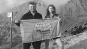 „PLAVO TI NEBO, DRUŽE, KAPETANE, BRATU“ Održana komemoracija nastradalom ocu i kćerki iz Prijedora u padu aviona