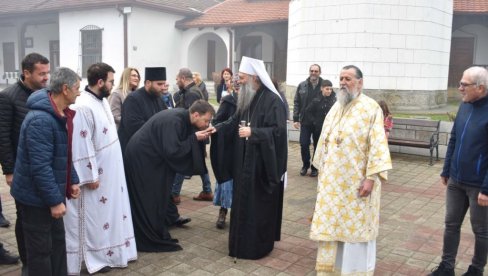 PATRIJARH PORFIRIJE U VRANJU: Episkop Pahomije proslavio svoju krsnu slavu PATRIJARH PORFIRIJE U VRANJU: Episkop Pahomije proslavio svoju krsnu slavu