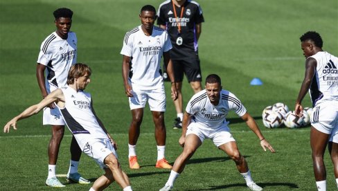 ZBOGOM FUDBALU: Azar otkrio šta je pošlo po zlu prelaskom u Real Madrid ZBOGOM FUDBALU: Azar otkrio šta je pošlo po zlu prelaskom u Real Madrid
