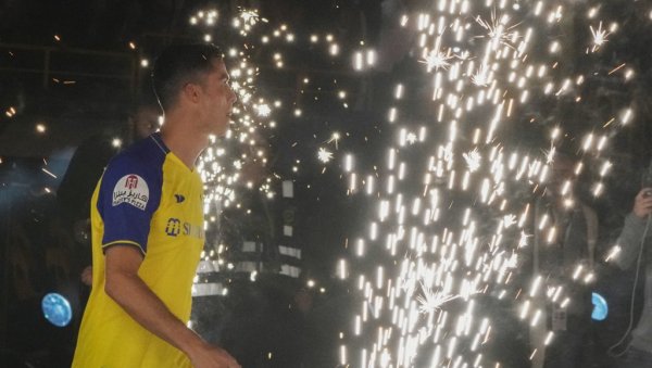 ОВАКО НЕШТО СПОРТ НЕ ПАМТИ: Кристијано Роналдо има низ бизарних привилегија и живи у нестварном луксузу ОВАКО НЕШТО СПОРТ НЕ ПАМТИ: Кристијано Роналдо има низ бизарних привилегија и живи у нестварном луксузу
